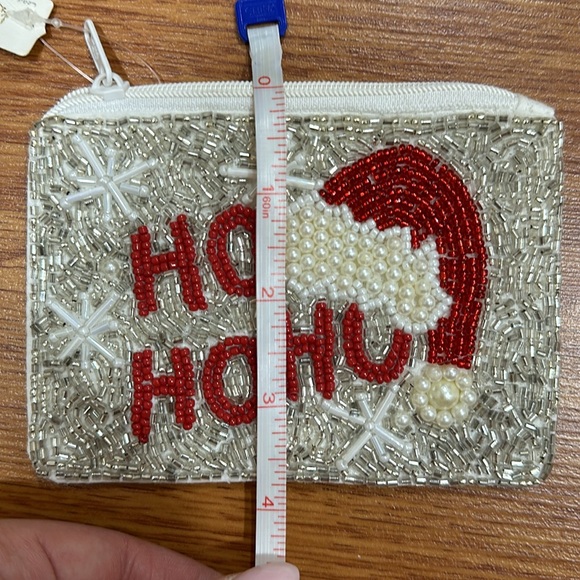 Ho Ho Ho beaded coin pouch - Picture 6 of 6